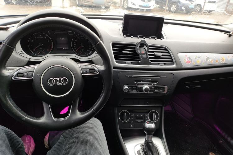 Used Audi Q3 2017 30 TFSI Fashion Model Interior 2