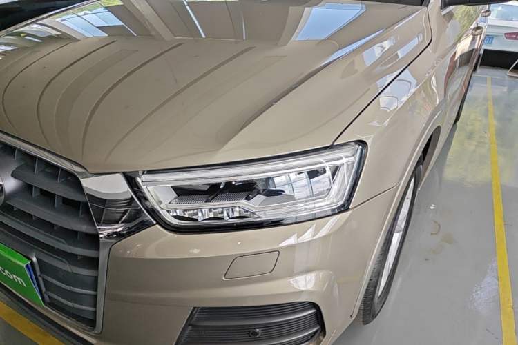 Used Audi Q3 2017 30 TFSI Fashion Model Left Front Headlight