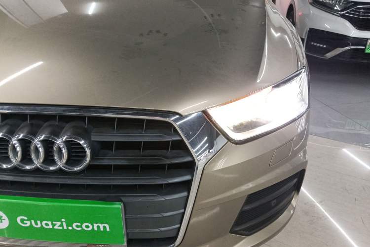 Used Audi Q3 2017 30 TFSI Fashion Model Left Front Headlight