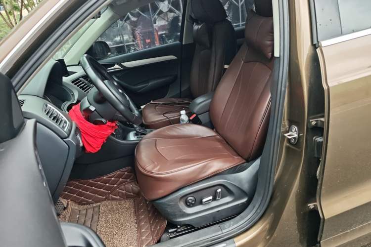 Used Audi Q3 2017 35 TFSI Fashion Model Left Front Seat