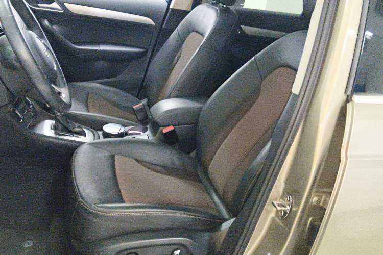 Used Audi Q3 2017 35 TFSI Fashion Model Left Front Seat