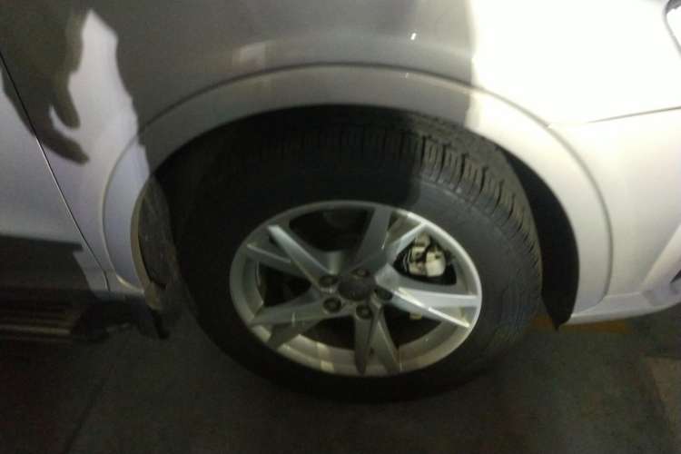 Used Audi Q3 2017 30 TFSI Fashion Model Left Front Wheel Hub