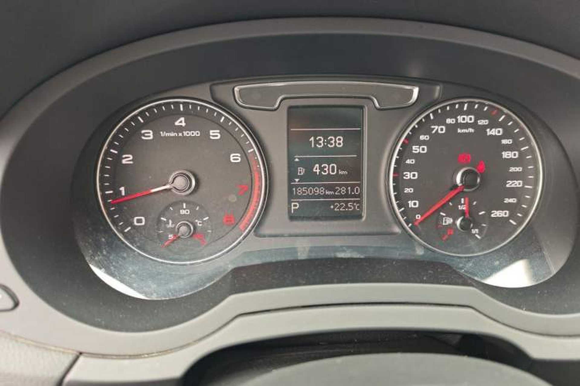 Used Audi Q3 2017 30 TFSI Fashion Model Odometer Close Up