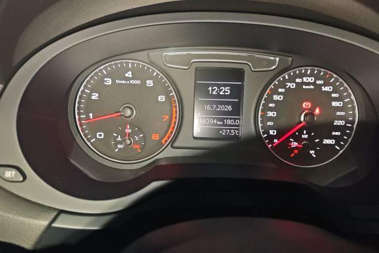Used Audi Q3 2017 30 TFSI Fashion Model Odometer Close Up
