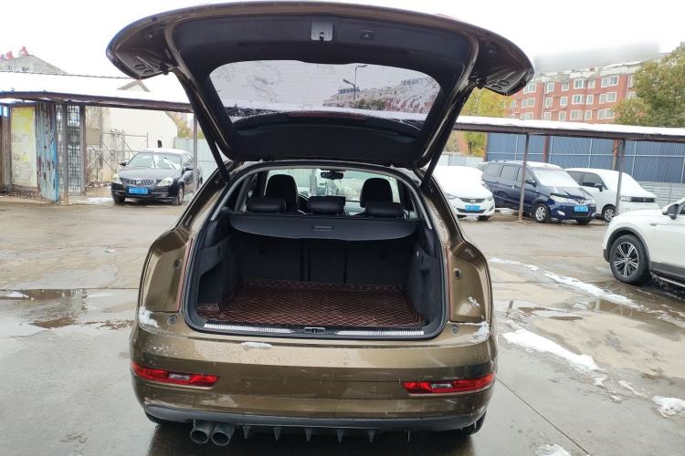 Used Audi Q3 2017 30 TFSI Fashion Model Trunk
