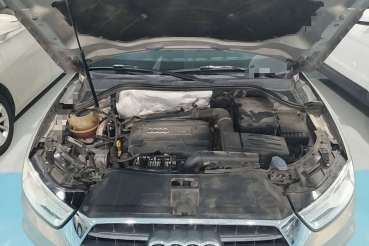 Used Audi Q3 2017 35 TFSI Fashion Model Engine Bay