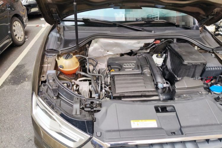 Used Audi Q3 2017 30 TFSI Fashion Model Engine Bay Right