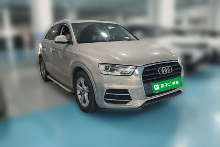 Used Audi Q3 2017 35 TFSI Fashion Model Front Right 45 Deg