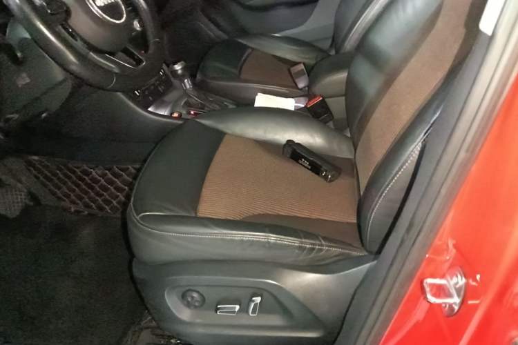 Used Audi Q3 2017 35 TFSI Fashion Model Left Front Seat