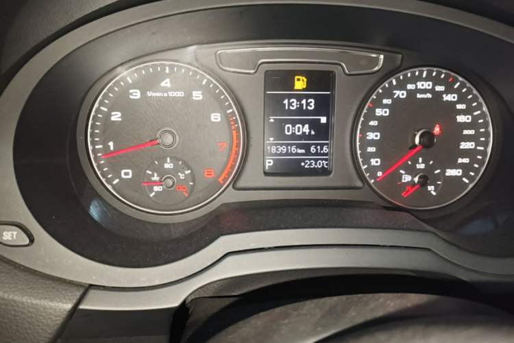 Used Audi Q3 2017 35 TFSI Fashion Model Odometer Close Up