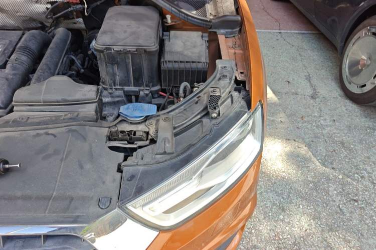 Used Audi Q3 2017 30 TFSI Fashion Model Engine Bay Left