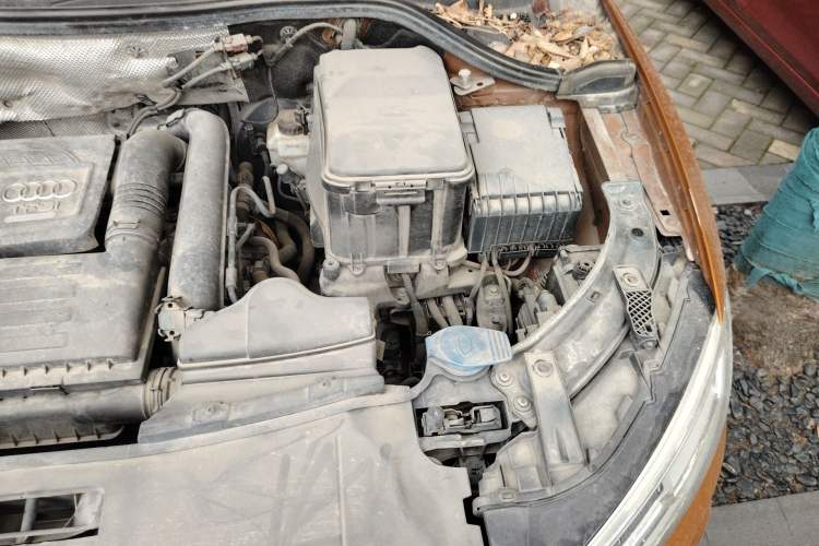 Used Audi Q3 2017 30 TFSI Fashion Model Engine Bay Left