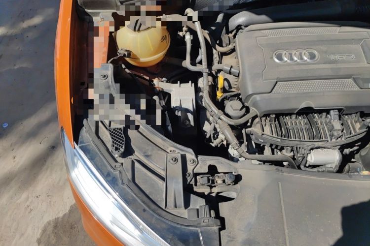 Used Audi Q3 2017 35 TFSI Fashion Model Engine Bay Right