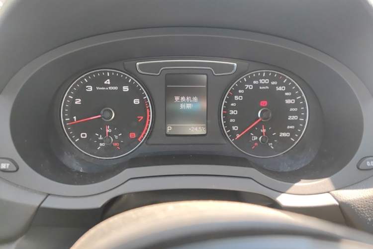 Used Audi Q3 2017 35 TFSI Fashion Model Instrument Cluster