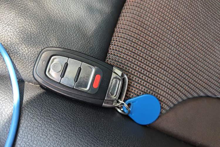 Used Audi Q3 2017 30 TFSI Fashion Model Vehicle Key