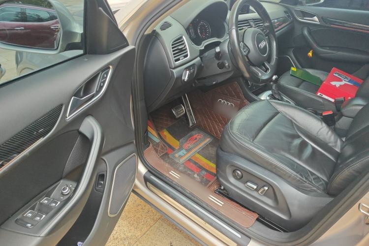 Used Audi Q3 2017 30 TFSI Fashion Model Driver Seat