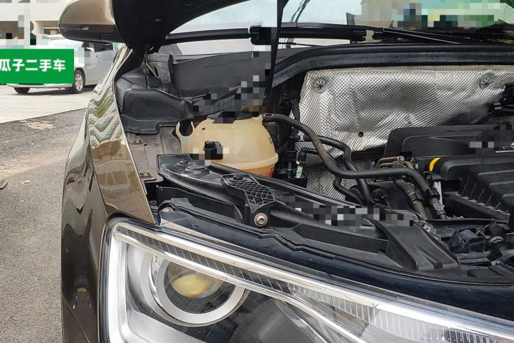 Used Audi Q3 2017 30 TFSI Fashion Model Engine Bay Right