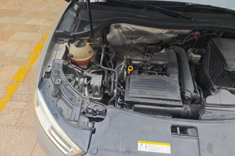 Used Audi Q3 2017 30 TFSI Fashion Model Engine Bay Right