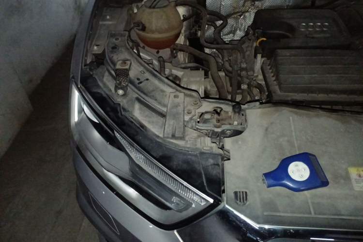 Used Audi Q3 2017 30 TFSI Fashion Model Engine Bay Right