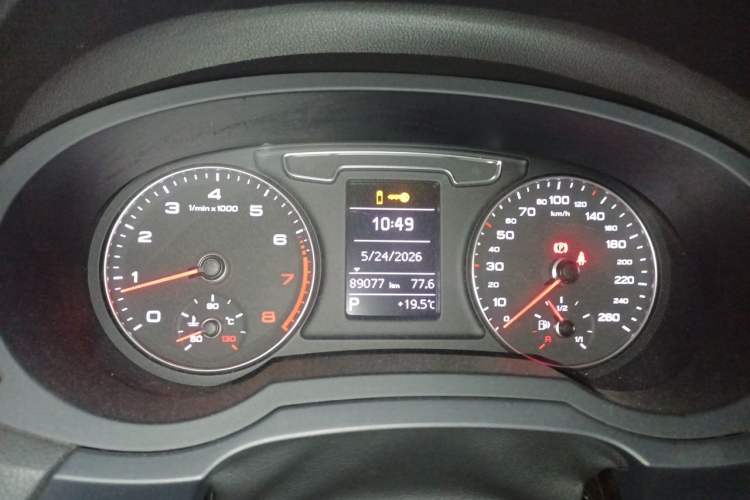 Used Audi Q3 2017 30 TFSI Fashion Model Instrument Cluster