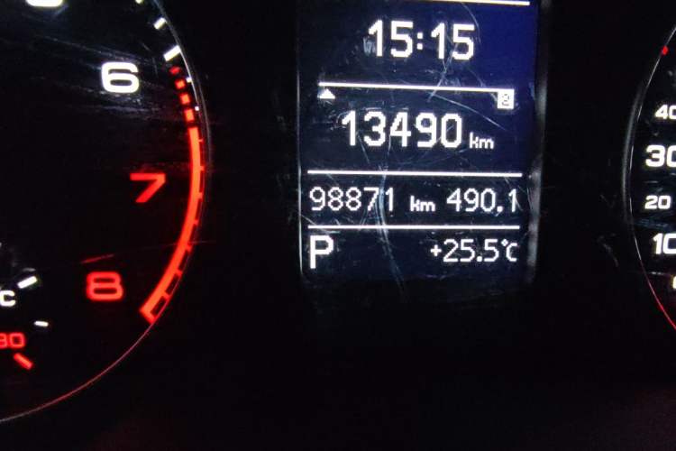 Used Audi Q3 2017 30 TFSI Sport Edition Odometer Close Up