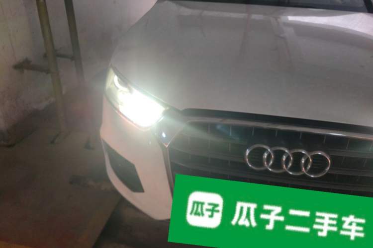 Used Audi Q3 2017 35 TFSI Fashion Model Right Front Headlight