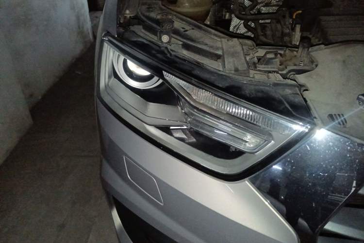 Used Audi Q3 2017 30 TFSI Fashion Model Right Front Headlight