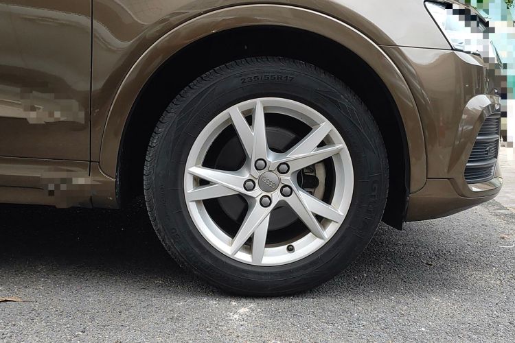 Used Audi Q3 2017 30 TFSI Fashion Model Right Front Wheel Hub