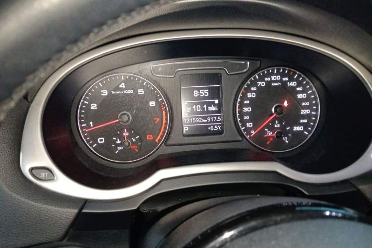 Used Audi Q3 2017 30 TFSI Fashion Model Instrument Cluster