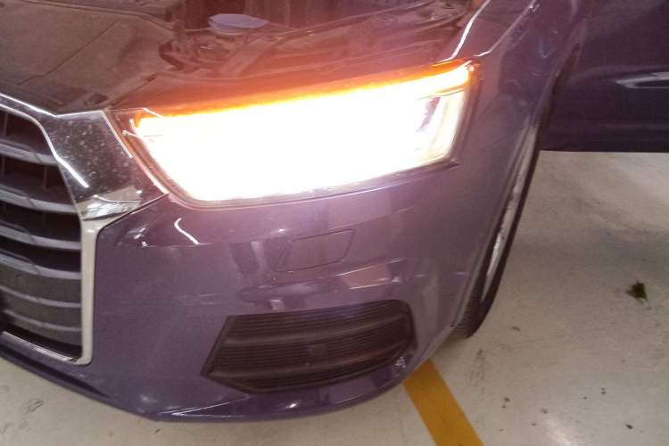 Used Audi Q3 2017 30 TFSI Fashion Model Left Front Headlight