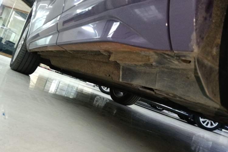 Used Audi Q3 2017 30 TFSI Fashion Model Left Side Sill