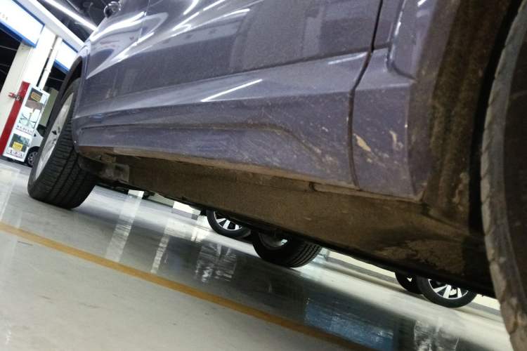 Used Audi Q3 2017 30 TFSI Fashion Model Right Side Sill
