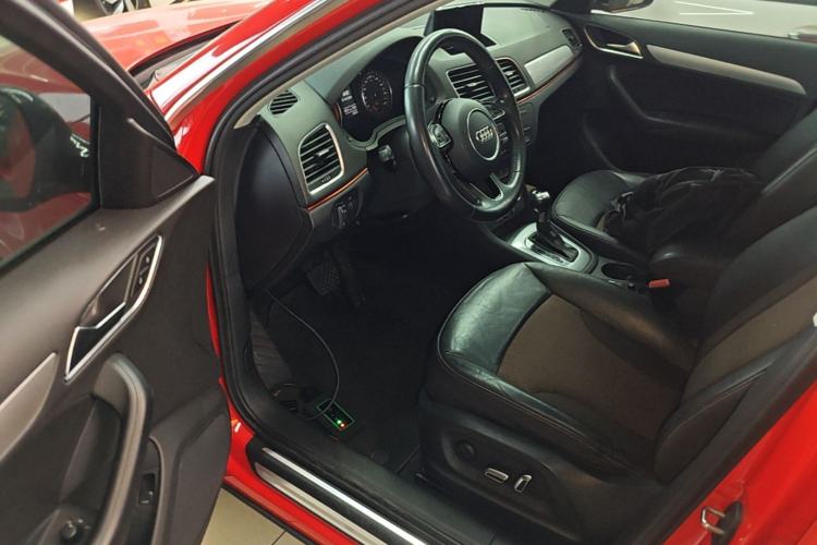 Used Audi Q3 2017 30 TFSI Fashion Model Driver Seat