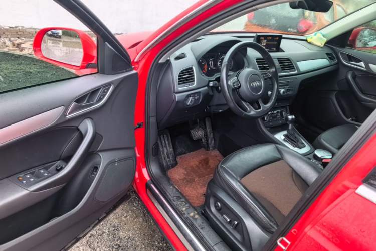 Used Audi Q3 2017 35 TFSI Fashion Model Driver Seat