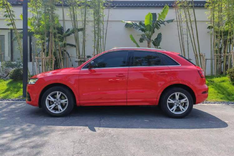 Used Audi Q3 2017 30 TFSI Fashion Model Exterior 6