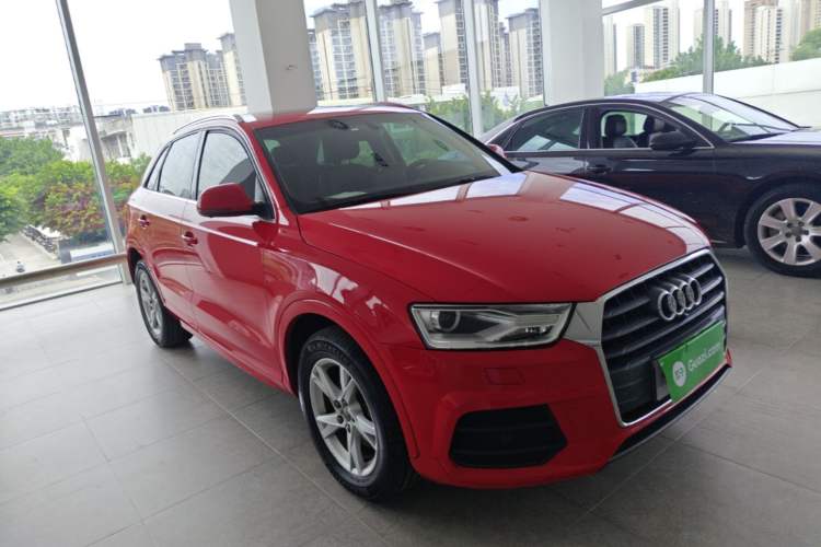 Used Audi Q3 2017 30 TFSI Fashion Model Front Right 45 Deg