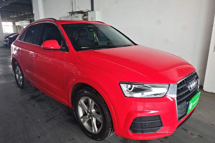 Used Audi Q3 2017 30 TFSI Fashion Model Front Right 45 Deg