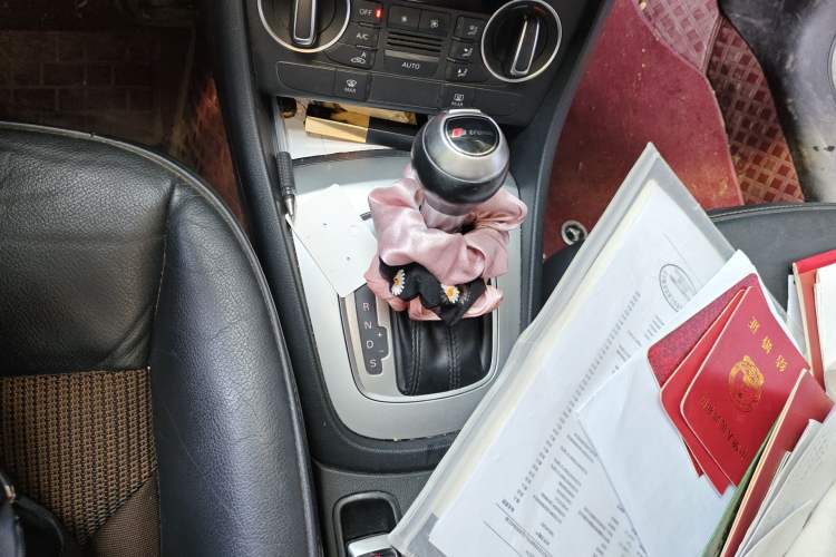 Used Audi Q3 2017 30 TFSI Fashion Model Gear Lever