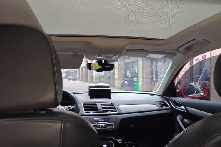 Used Audi Q3 2017 35 TFSI Sport Edition Headliner