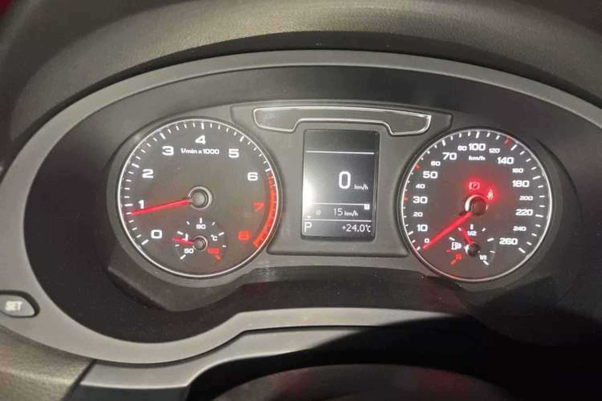 Used Audi Q3 2017 30 TFSI Fashion Model Instrument Cluster