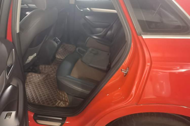 Used Audi Q3 2017 30 TFSI Fashion Model Interior 4