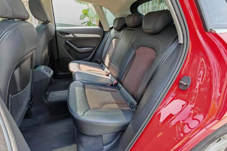 Used Audi Q3 2017 30 TFSI Fashion Model Interior 6