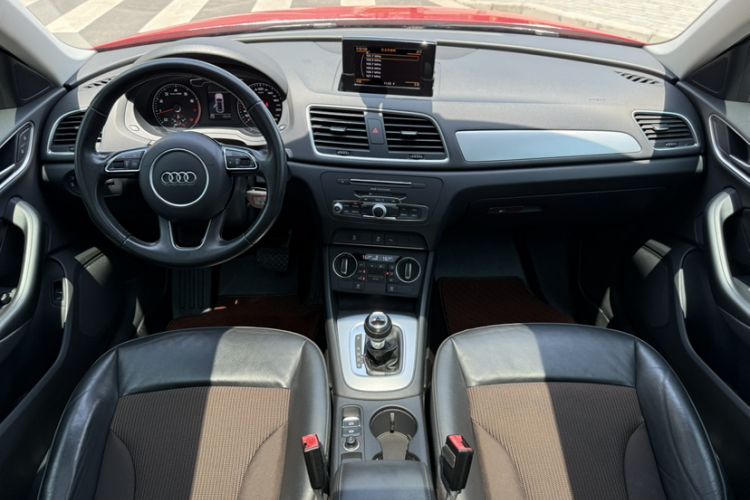 Used Audi Q3 2017 35 TFSI Fashion Model Interior 7