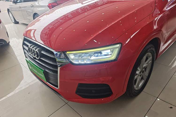 Used Audi Q3 2017 35 TFSI Fashion Model Left Front Headlight