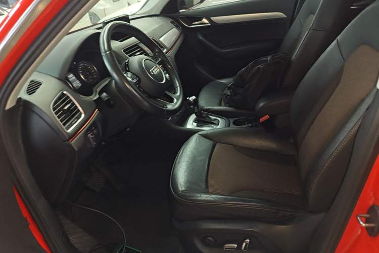 Used Audi Q3 2017 30 TFSI Fashion Model Left Front Seat