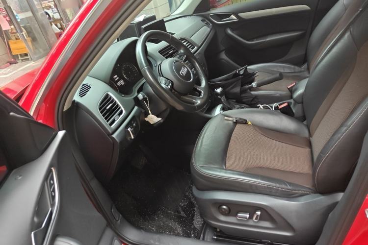 Used Audi Q3 2017 35 TFSI Sport Edition Left Front Seat