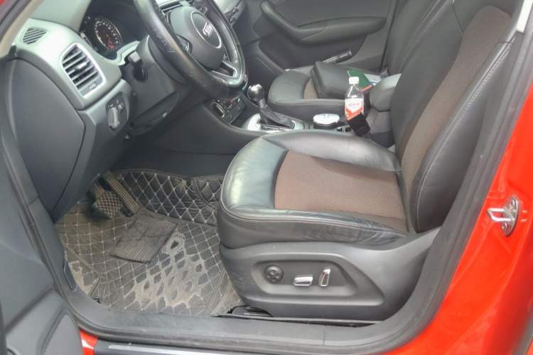 Used Audi Q3 2017 30 TFSI Fashion Model Left Front Seat
