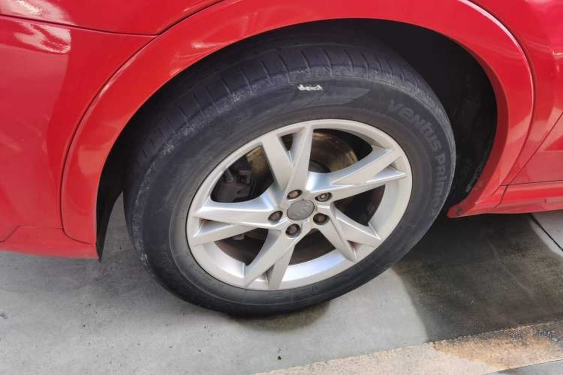 Used Audi Q3 2017 30 TFSI Fashion Model Left Front Wheel Hub