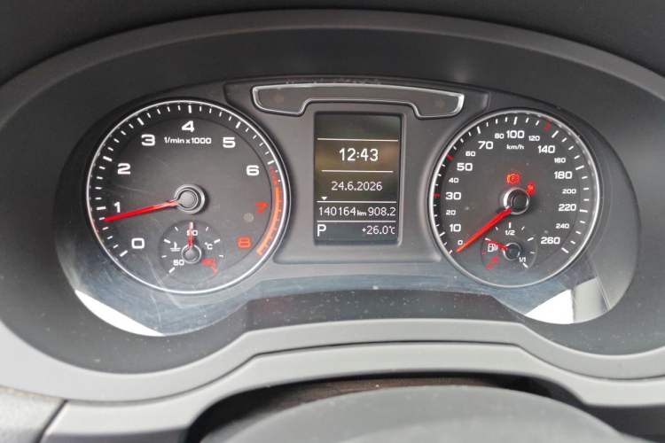 Used Audi Q3 2017 30 TFSI Fashion Model Odometer Close Up