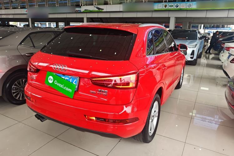 Used Audi Q3 2017 35 TFSI Fashion Model Rear Right 45 Deg